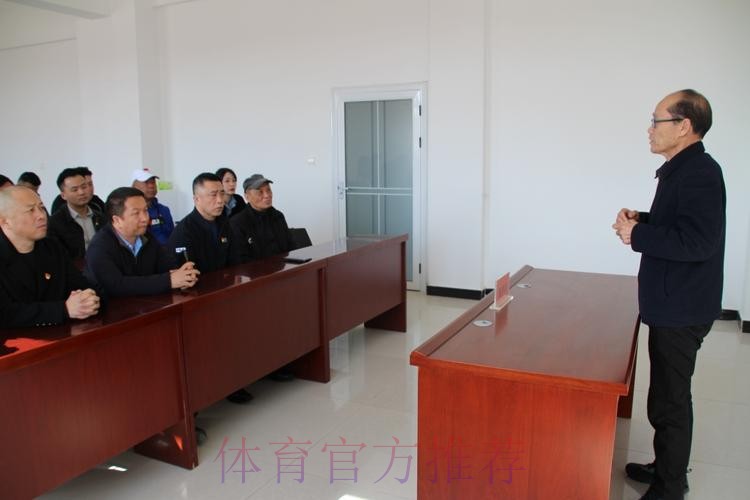 福建省体育局来宁考察交流足球工作 福建省体育局来宁考察交流足球工作